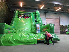 13 apr - Tur til DinoWorld med Farmand