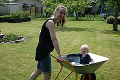 25 maj - Hygge hos Mormor og Morfaf